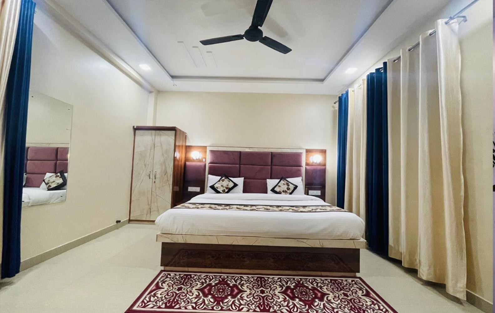 Appartement The Five Dimension à Agra  Extérieur photo